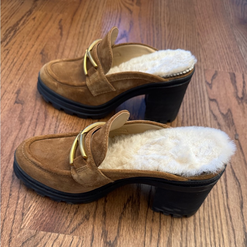 Veronica Bears Wynter suede loafer/mules